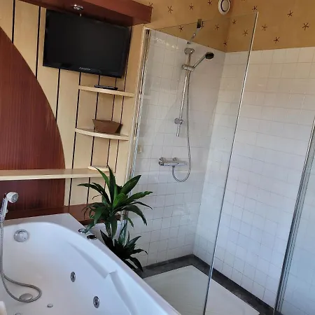 La Terrasse, Jacuzzi Et Vue A 200m دونفيل-ليه-باين