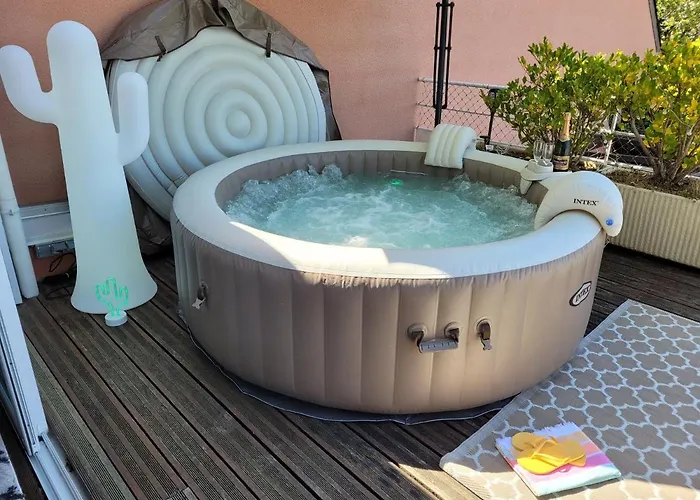 Appartamento La Terrasse, Jacuzzi Et Vue à 100m De La